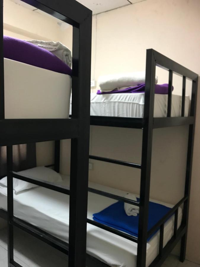 Holiday Phangan - Hostel & Bar ท้องศาลา ภายนอก รูปภาพ