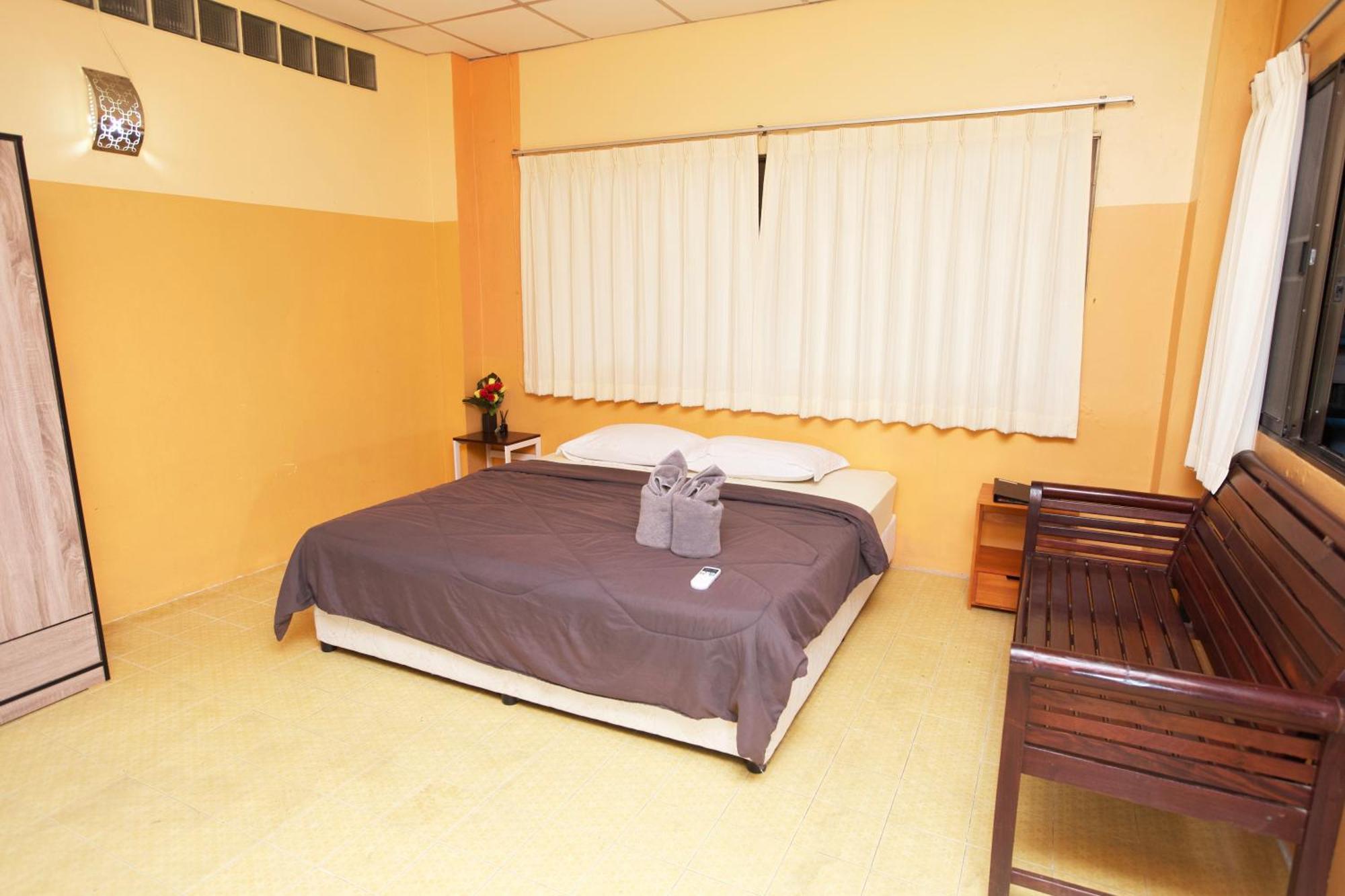 Holiday Phangan - Hostel & Bar ท้องศาลา ภายนอก รูปภาพ
